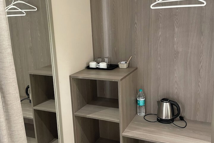 Room 15 of 37