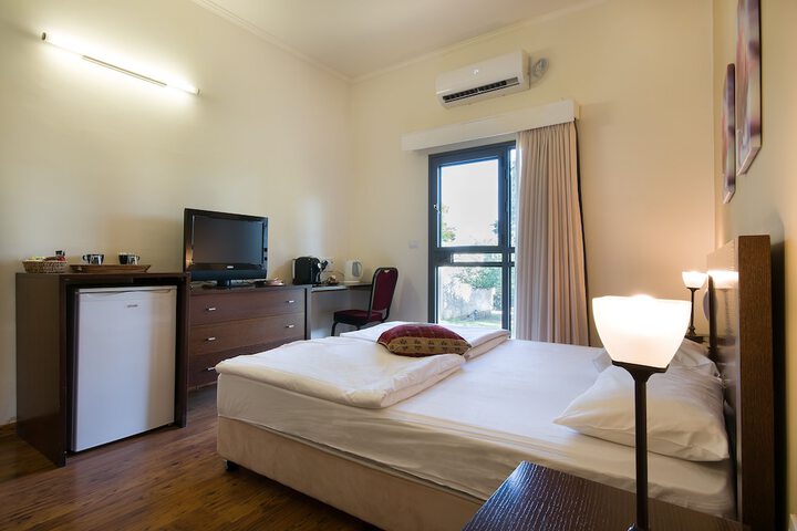 Room 9 of 59