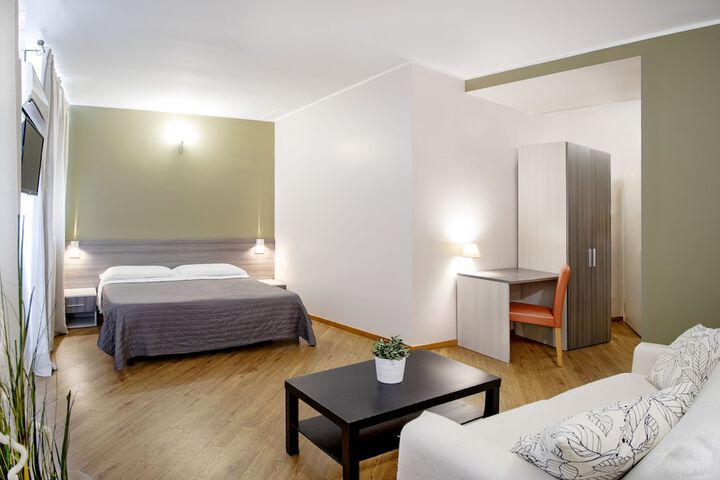 Room 3 of 18