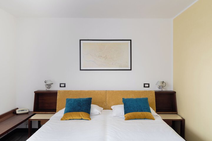 Room 11 of 57