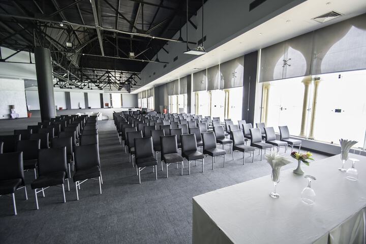 Ballroom/Hall 126 of 140