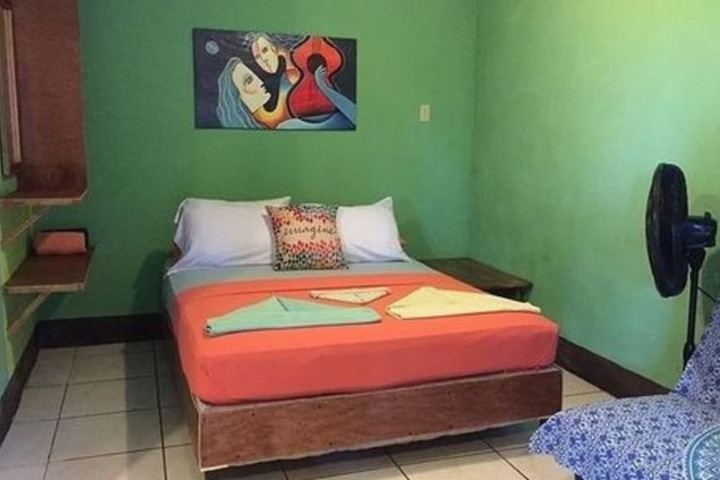 Room 8 of 65