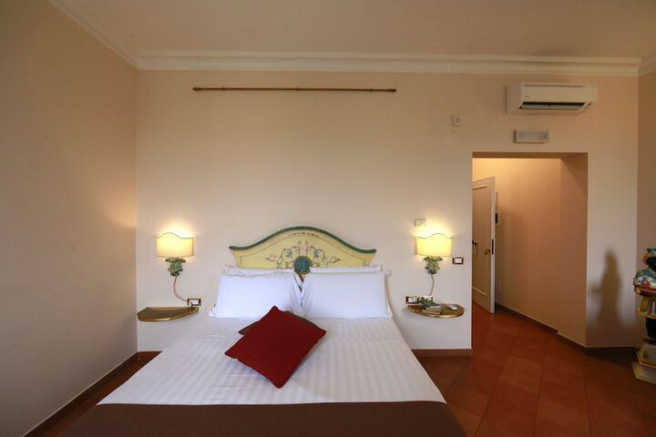 Room 20 of 73