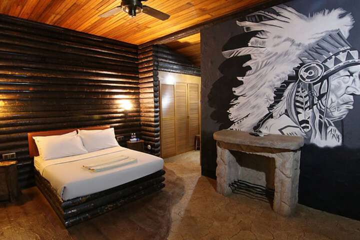Room 3 of 42