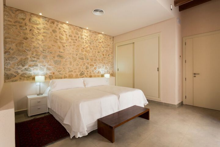 Room 10 of 41