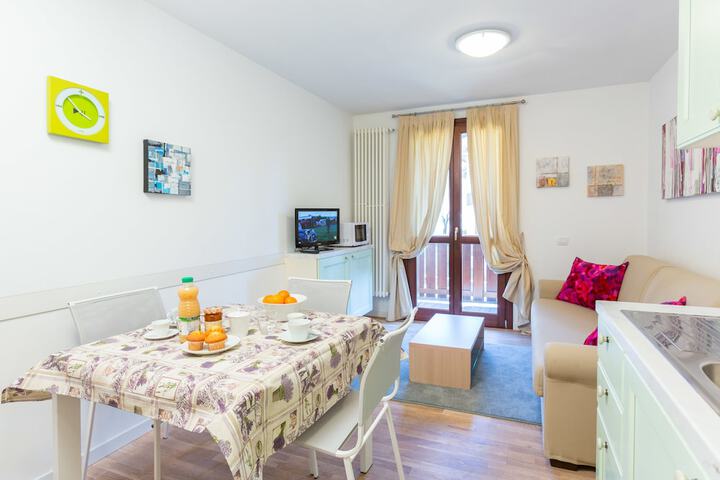 Room 15 of 26