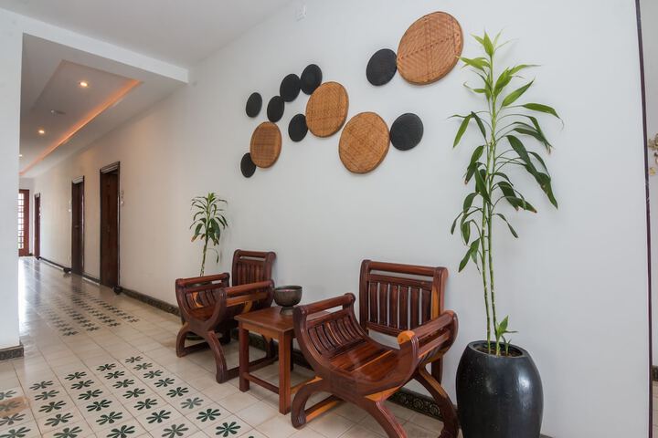 Hotel Interior 7 of 116