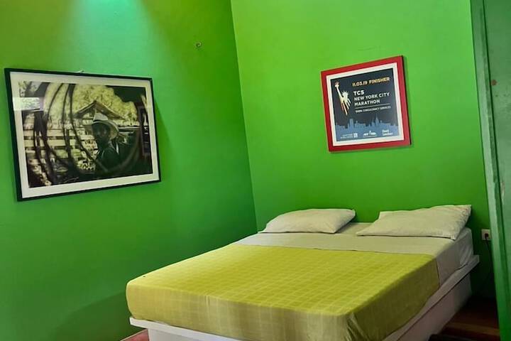 Room 37 of 95