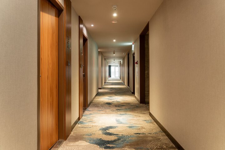 Ballroom/Hall 58 of 64
