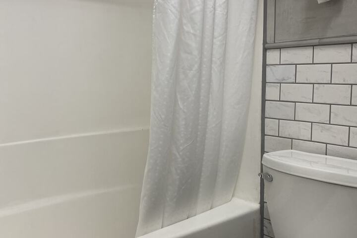 Room 10 of 10