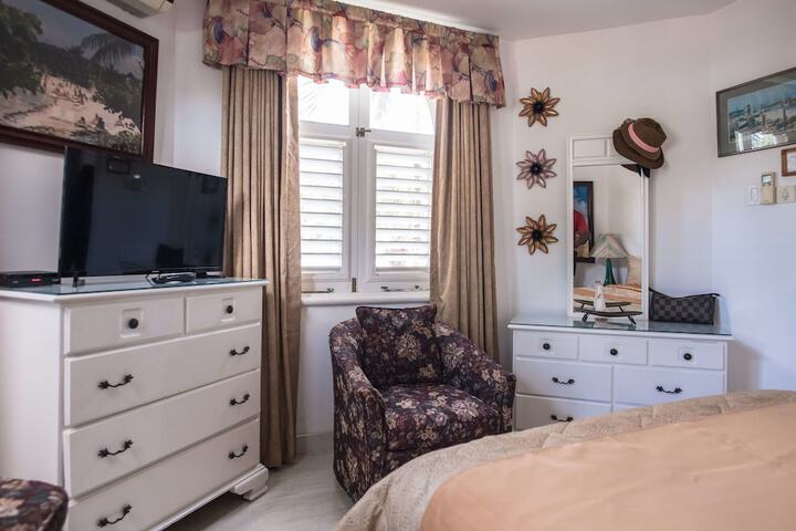 Room 20 of 110