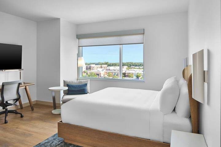 Room 42 of 74