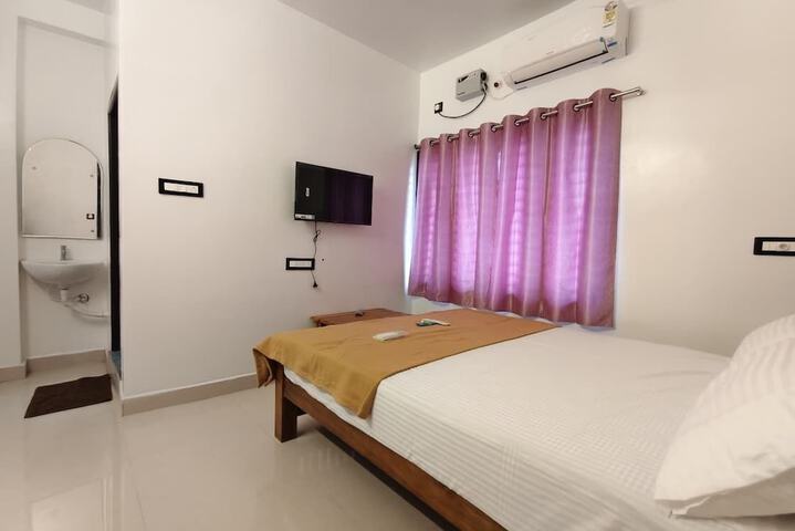 Room 22 of 40