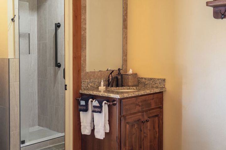 Clean Restrooms