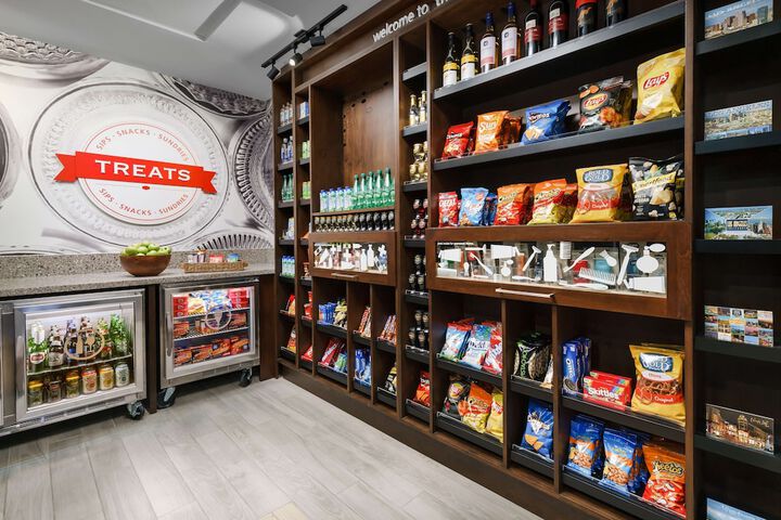 Snack bar