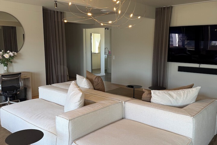 Room 44 of 88
