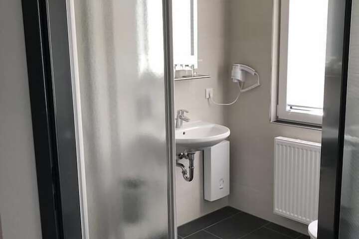 Room 17 of 24
