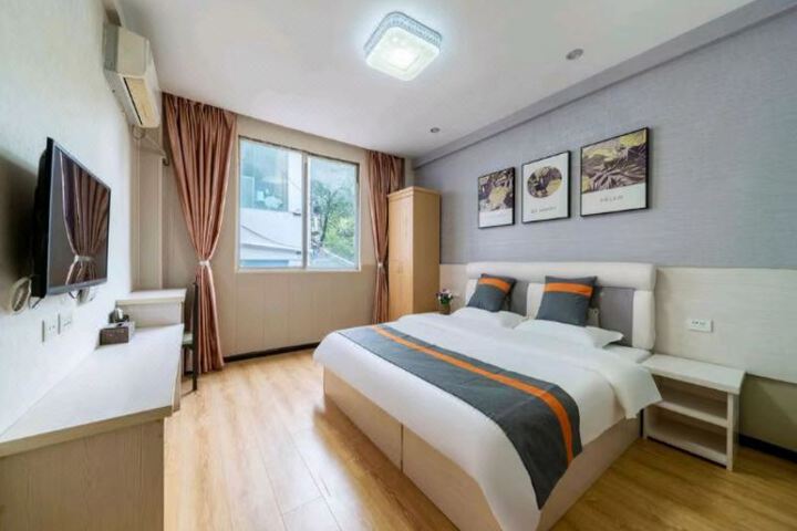 Kaili Wanjie Hotel (Qiandongnan State Government Branch)