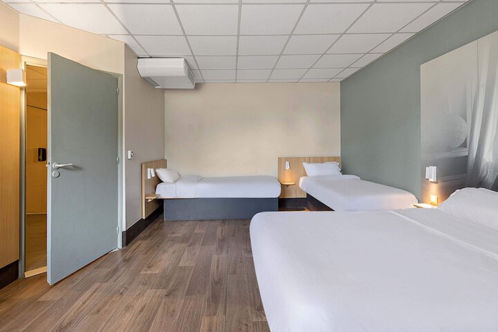 Room 18 of 44
