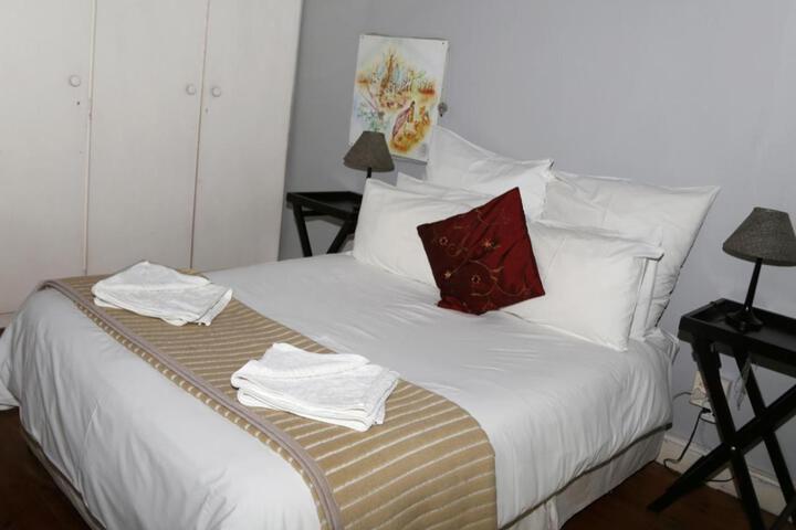 Room 12 of 50
