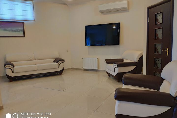 Room 26 of 29