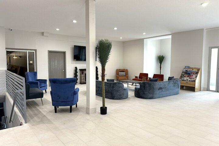 Guest Lobby