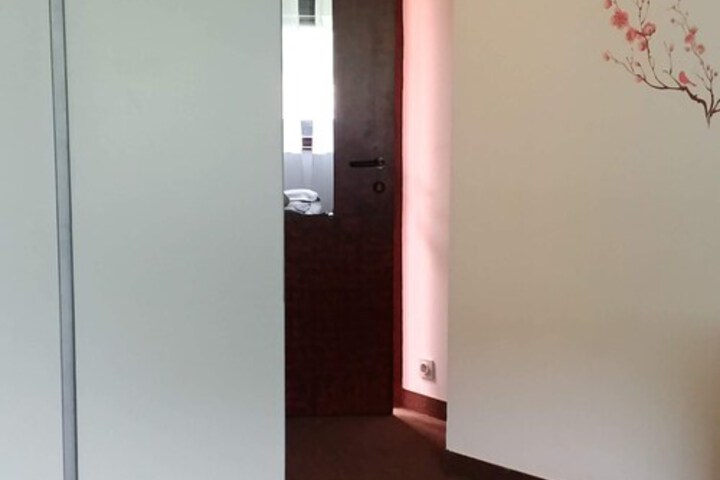 Room 15 of 52
