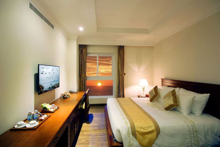 Room 27 of 50
