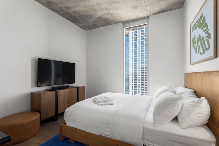 Room 164 of 860