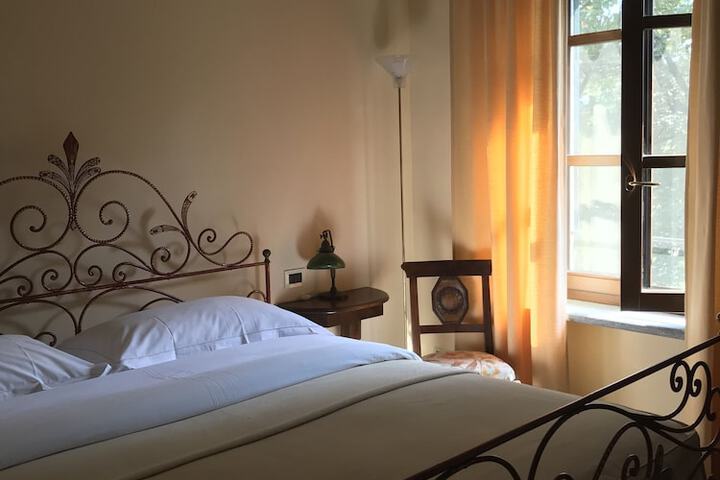 Room 12 of 60