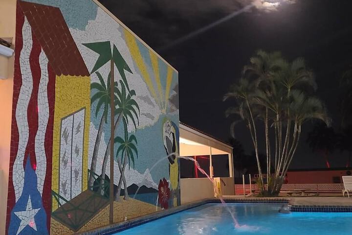 Pools & Facilities