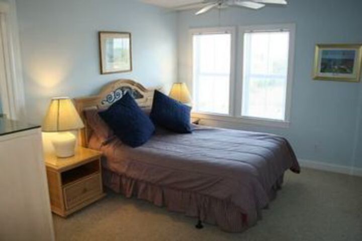 Room 5 of 13