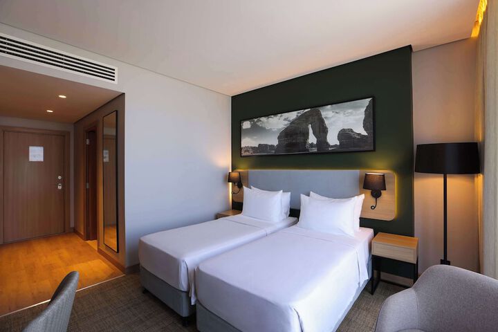 Room 76 of 223