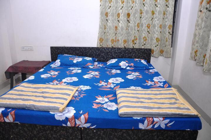 Nikhileshwar hotel