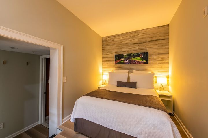 Room 15 of 109