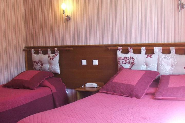 Room 12 of 63