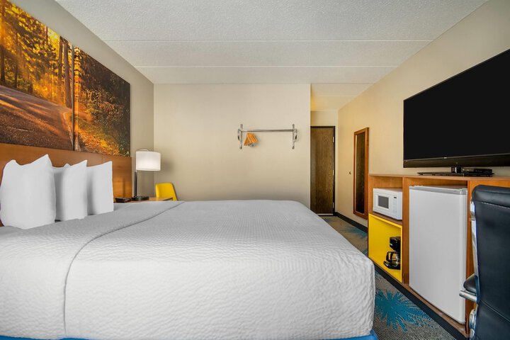 Room 21 of 45
