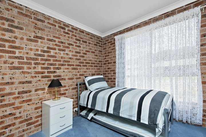 Pet Friendly Shoreline Dr 1 18 Fingal Bay