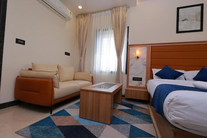 Room 3 of 54