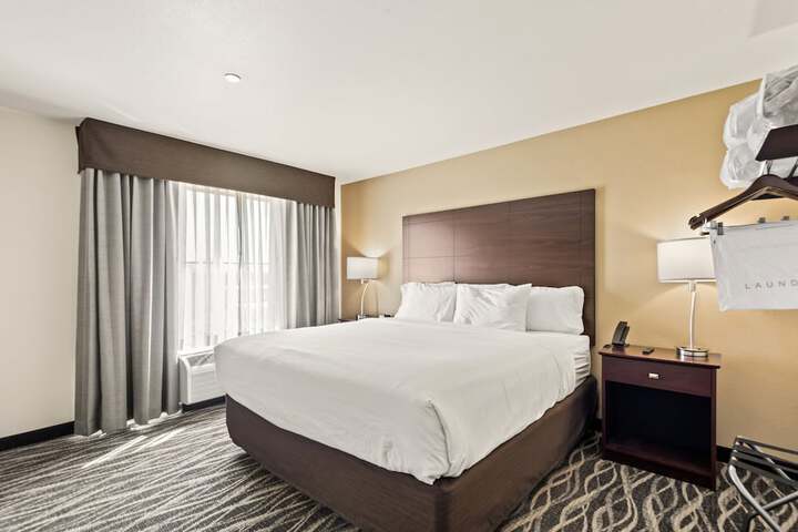 Room 15 of 72