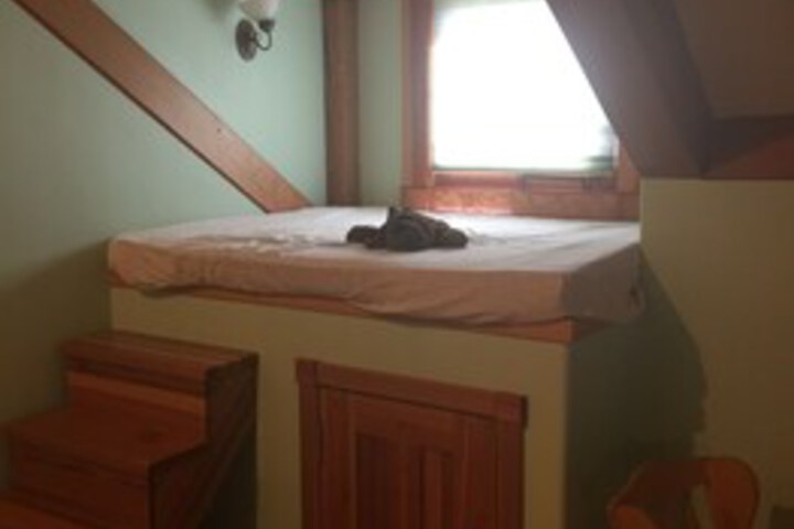 Room 8 of 43