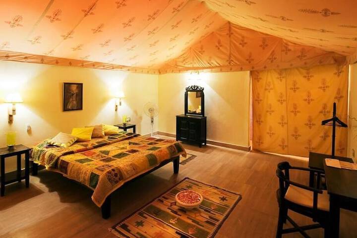 Room 8 of 36