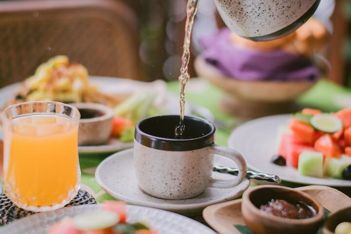 Breakfast/Coffee Service 68 of 98