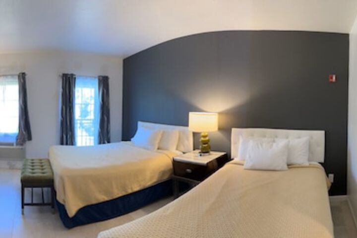 Room 13 of 80