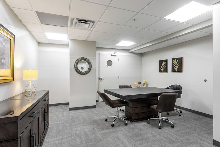 Business Center 43 of 51