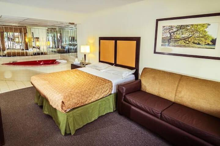 Room 3 of 10
