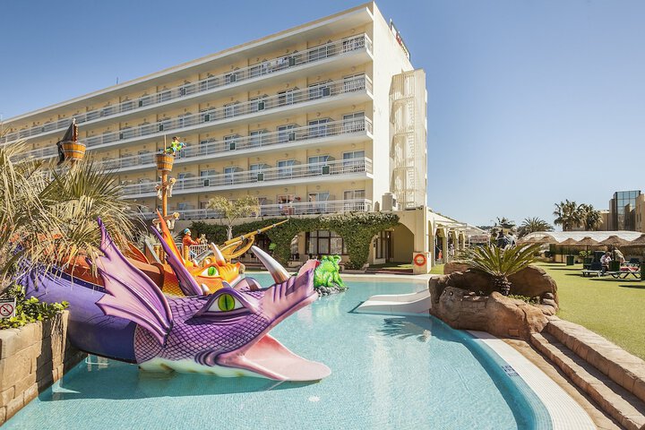 Children's play area - outdoor
