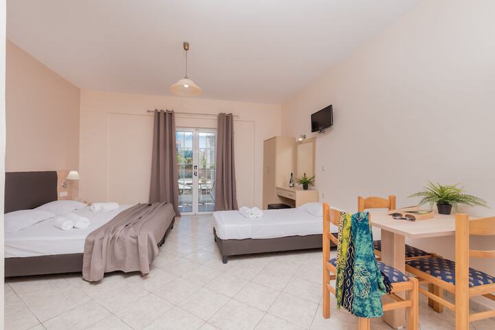 Room 7 of 20