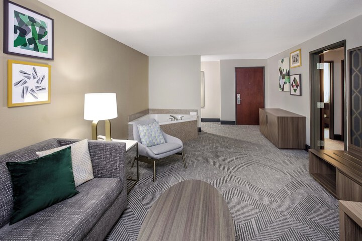 Room 19 of 67