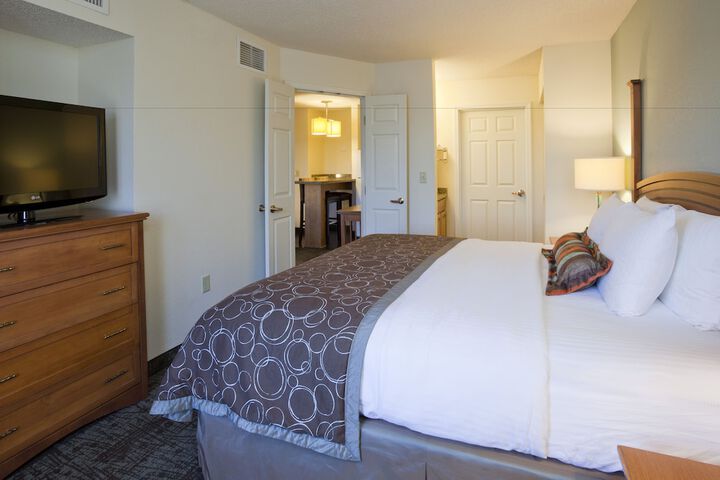 Room 10 of 63